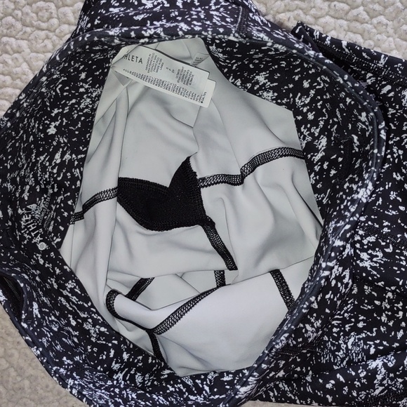 Athleta Size Small Ultimate Stash 7/8 Tight Leggings - Picture 15 of 16